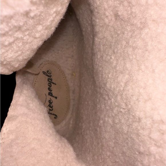 NWOB Free People Montreal Platform Boots (light tan Suede) $298 - Picture 9 of 16